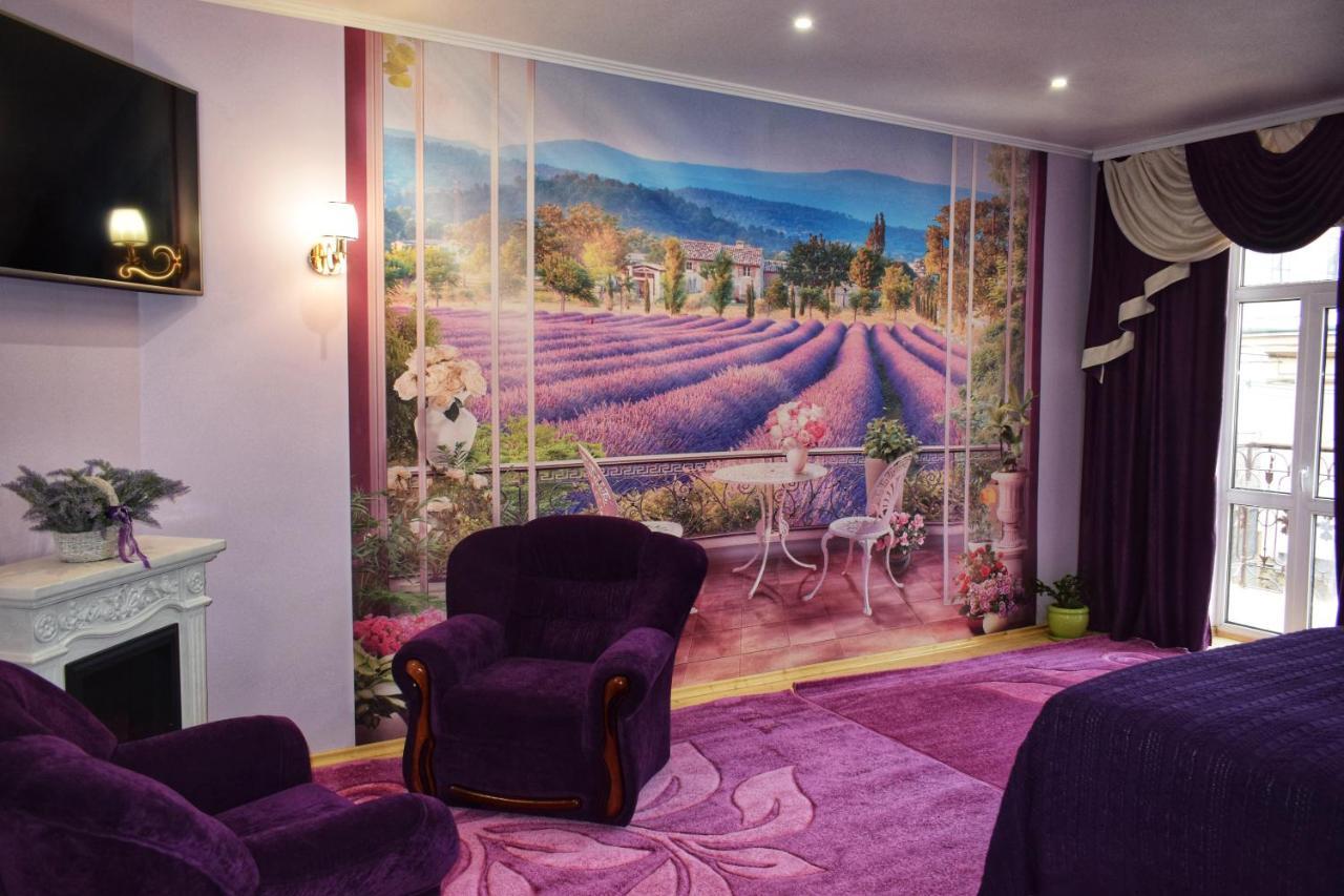 Apartments Provence Tjernivtsi Eksteriør billede